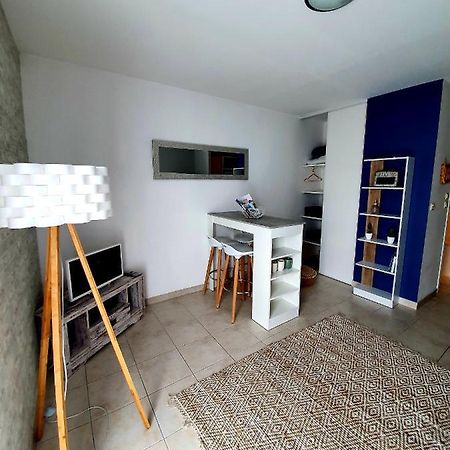 studio presqu'île Fouras proche de la plage parking privé Esterno foto