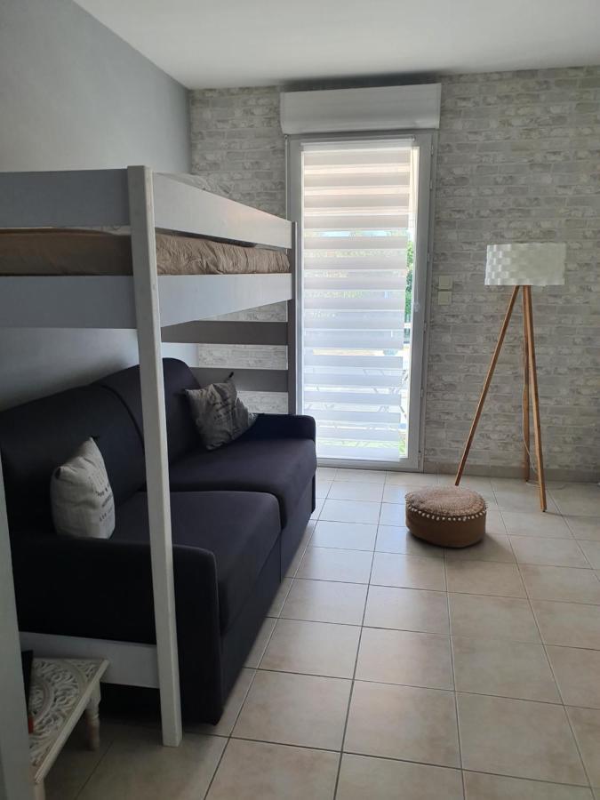 studio presqu'île Fouras proche de la plage parking privé Esterno foto