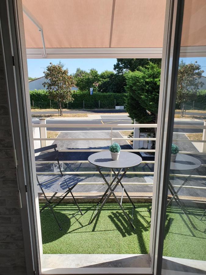 studio presqu'île Fouras proche de la plage parking privé Esterno foto
