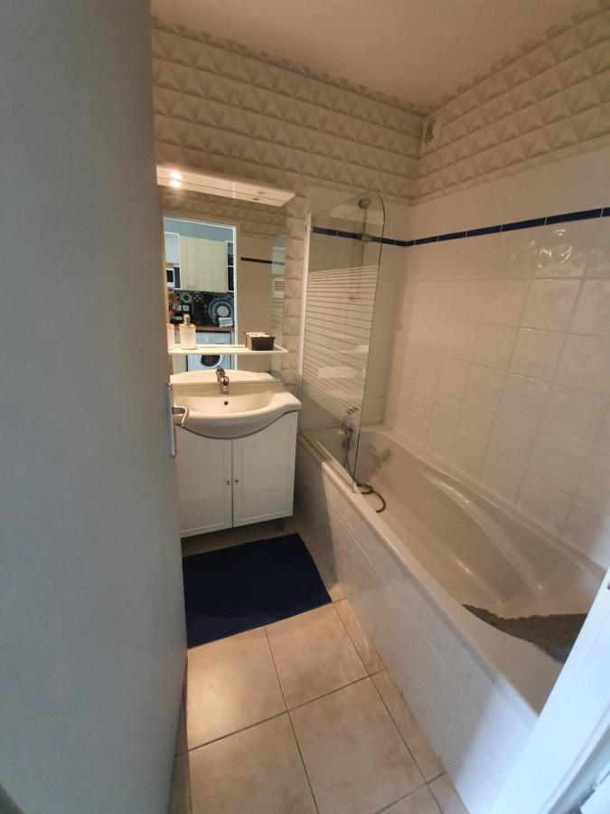 studio presqu'île Fouras proche de la plage parking privé Esterno foto