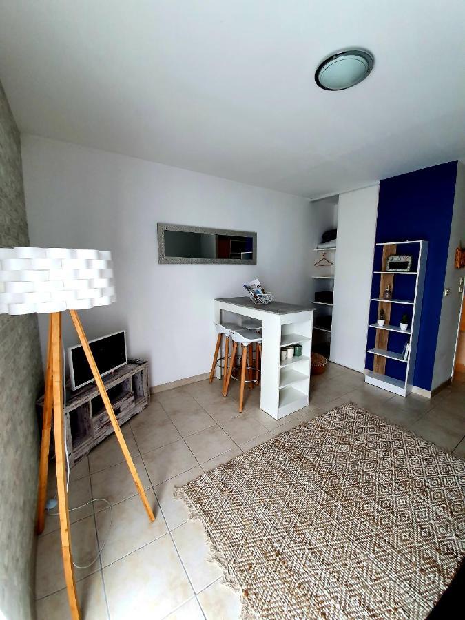 studio presqu'île Fouras proche de la plage parking privé Esterno foto